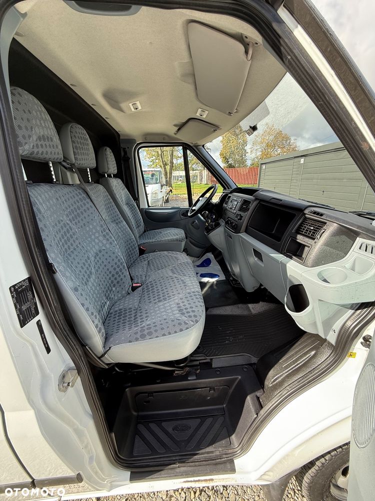 Ford Transit - 15