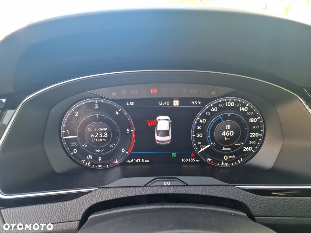 Volkswagen Passat 2.0 TDI BMT Highline DSG - 28
