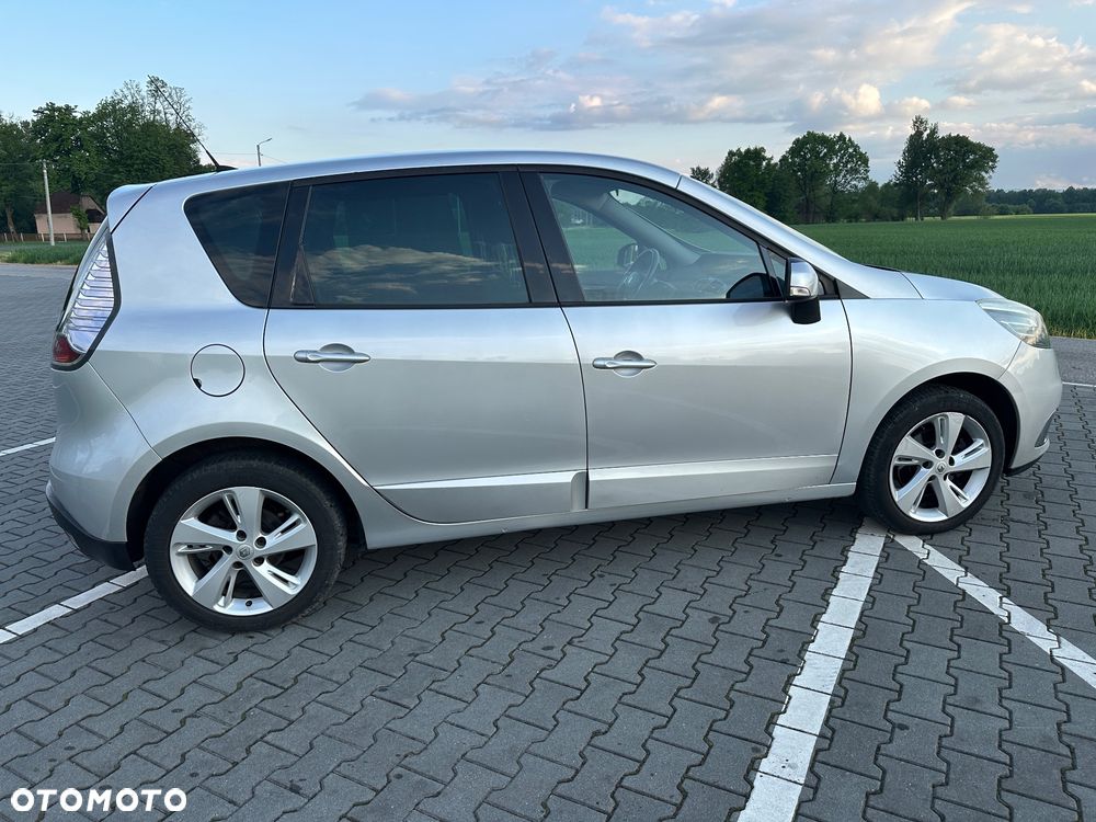 Renault Scenic 1.6 16V 110 Dynamique - 7