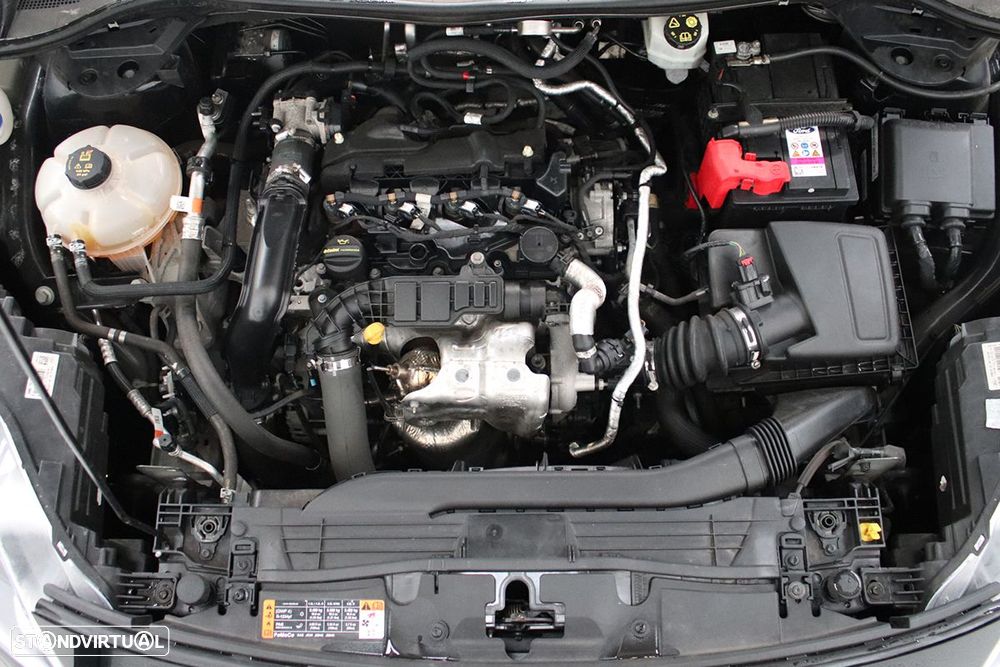 Ford Kuga 1.5 TDCi EcoBlue ST-Line Aut. - 25