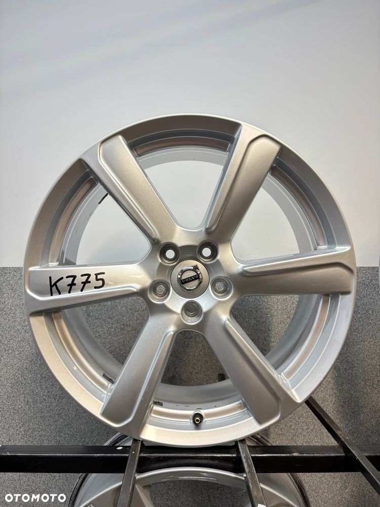 4 Felgi Alu. Volvo XC90, XC60, V90, S90, S60 19" ET42,5, 8J - 2
