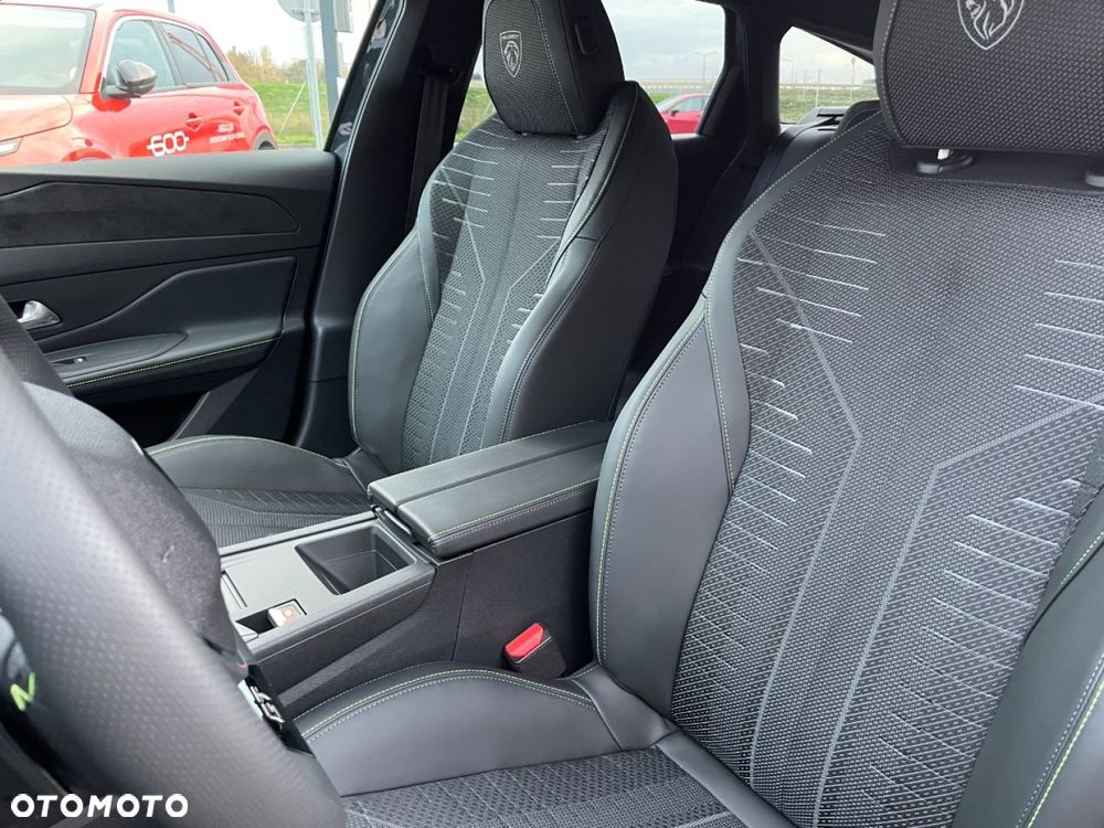 Peugeot 308 - 16