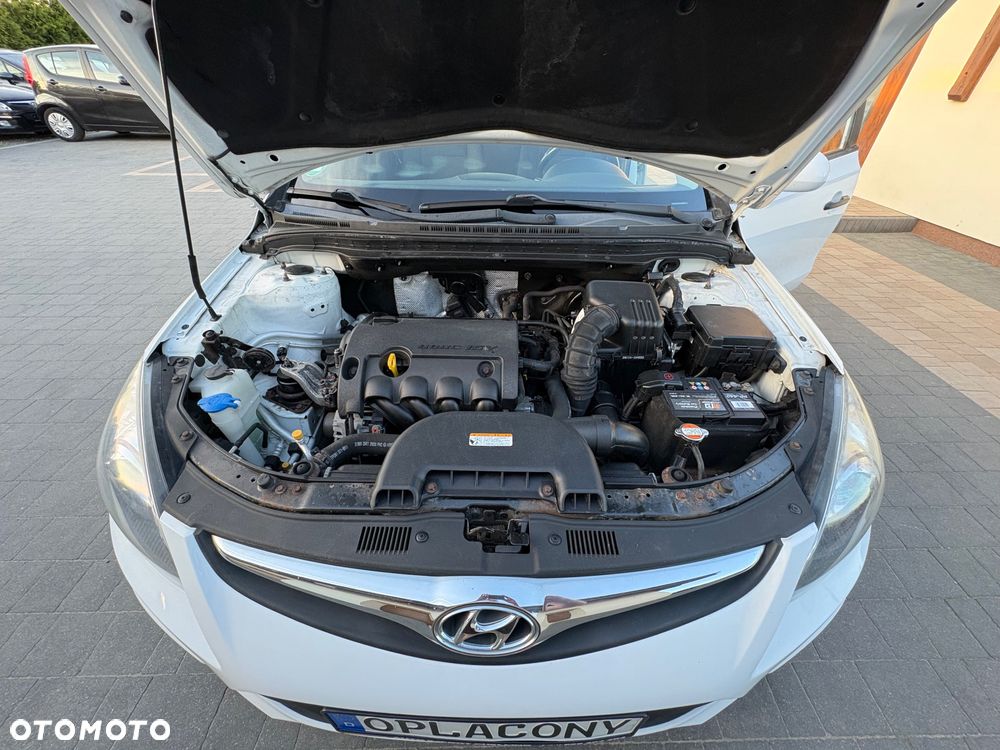 Hyundai i30 blue 1.4 Style - 27