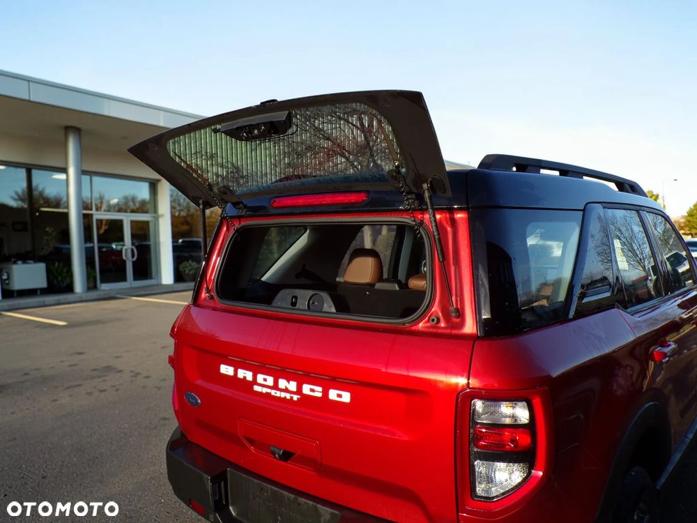 Ford Bronco - 5