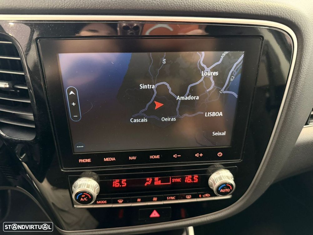 Mitsubishi Outlander 2.4 4WD Diamant - 12