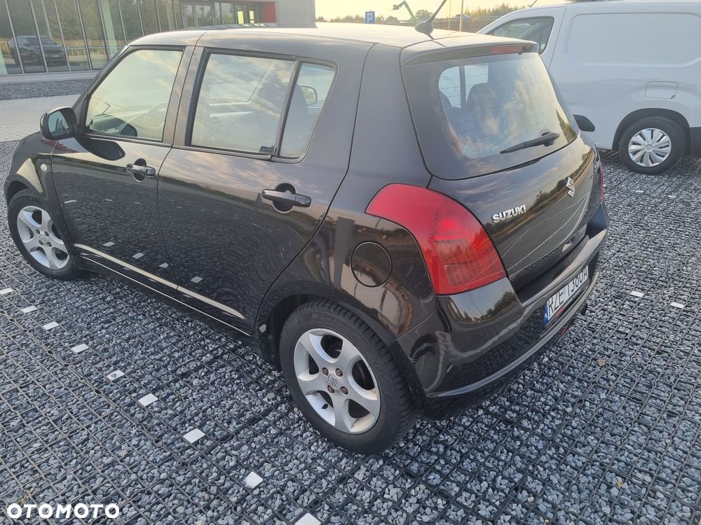 Suzuki Swift 1.3 Comfort - 4
