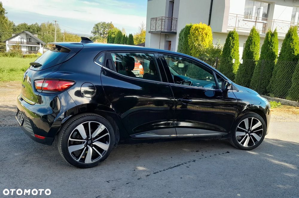 Renault Clio - 7