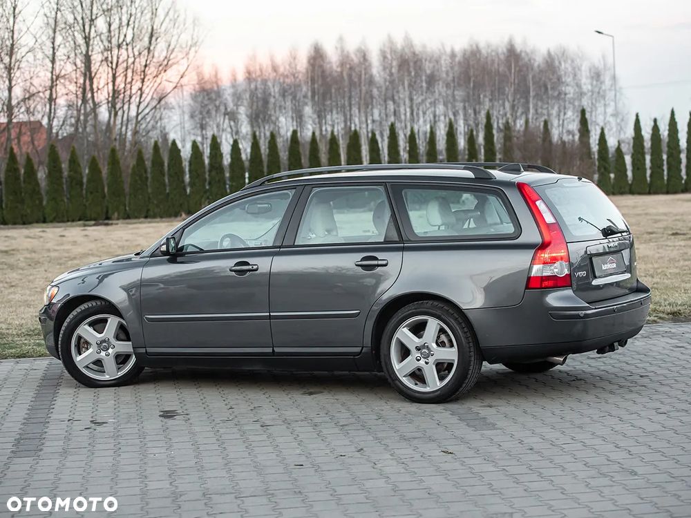 Volvo V50 T5 Momentum - 14