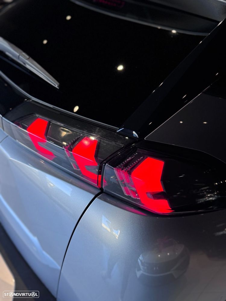 Peugeot 2008 1.2 PureTech Allure Pack - 15