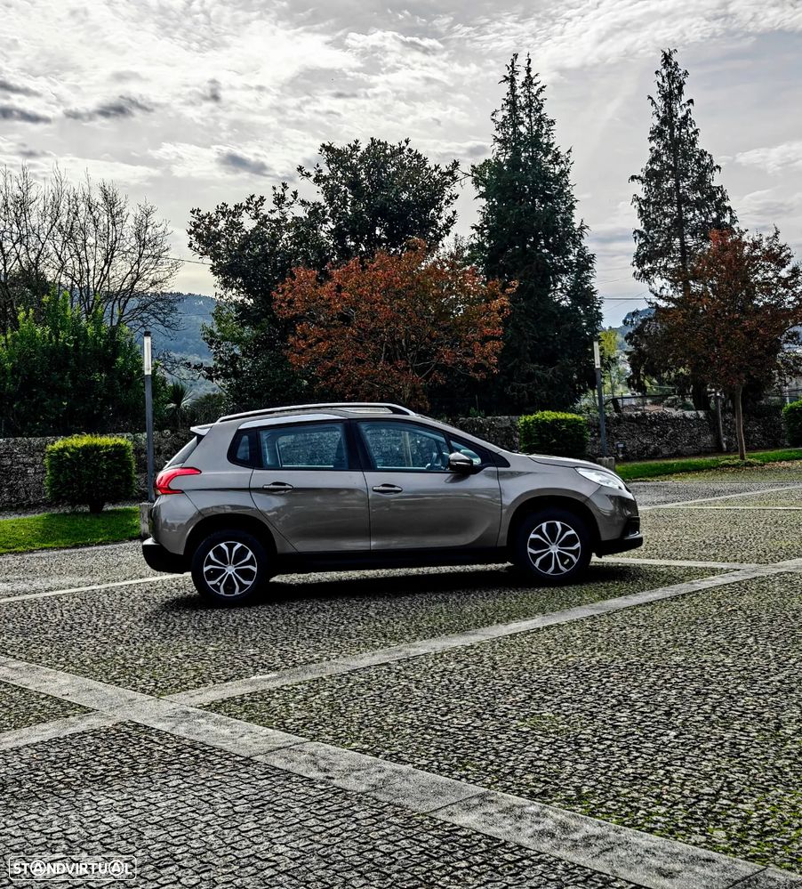 Peugeot 2008 1.2 PureTech Active - 32