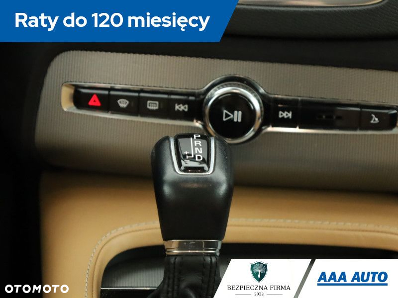 Volvo XC 90 - 15