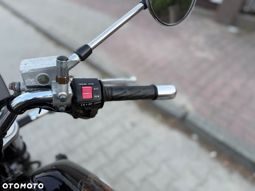 Suzuki GSX - 22