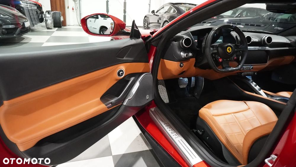 Ferrari Portofino M - 6