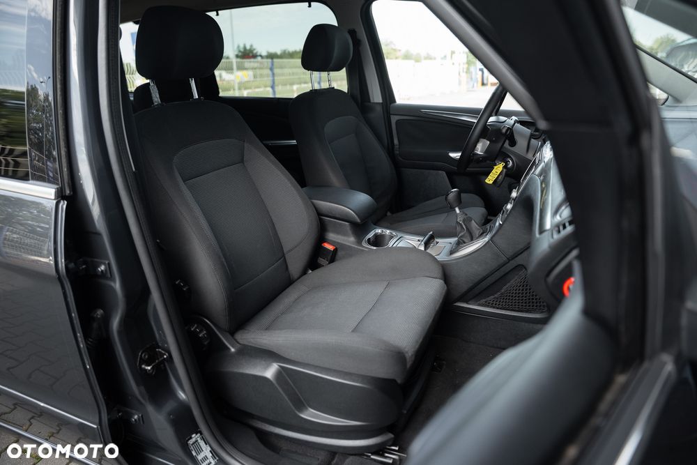 Ford Galaxy 2.0 Viva Titanium - 26