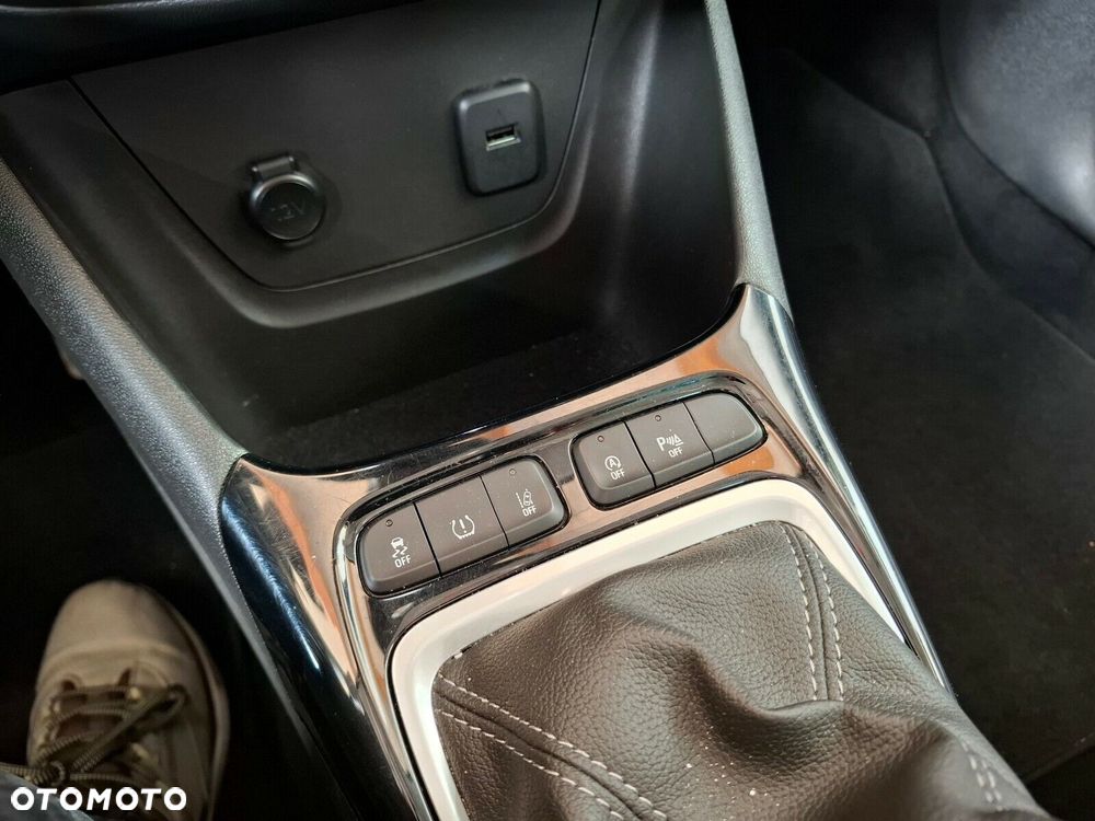 Opel Crossland X - 24