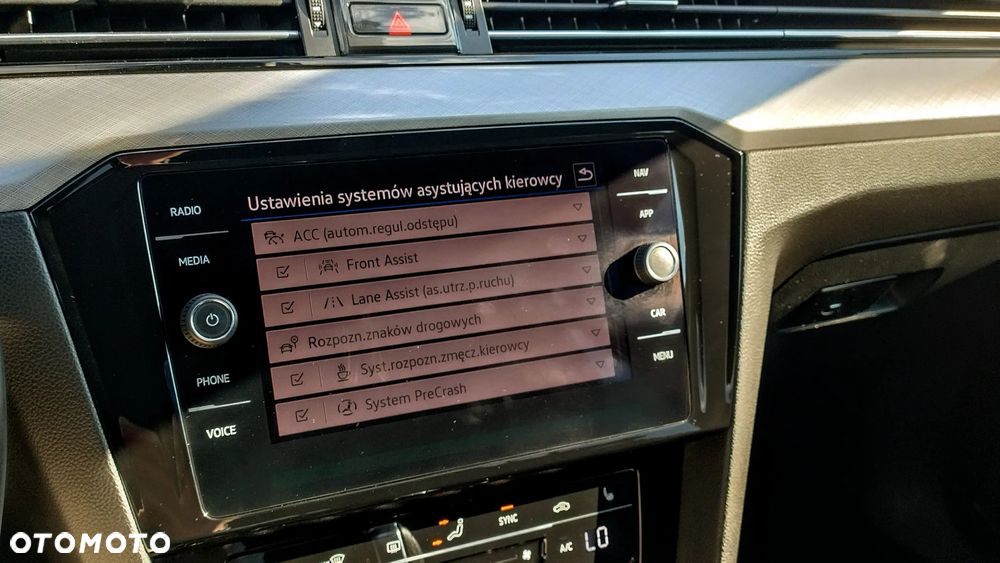 Volkswagen Passat 2.0 TDI EVO Business DSG - 12