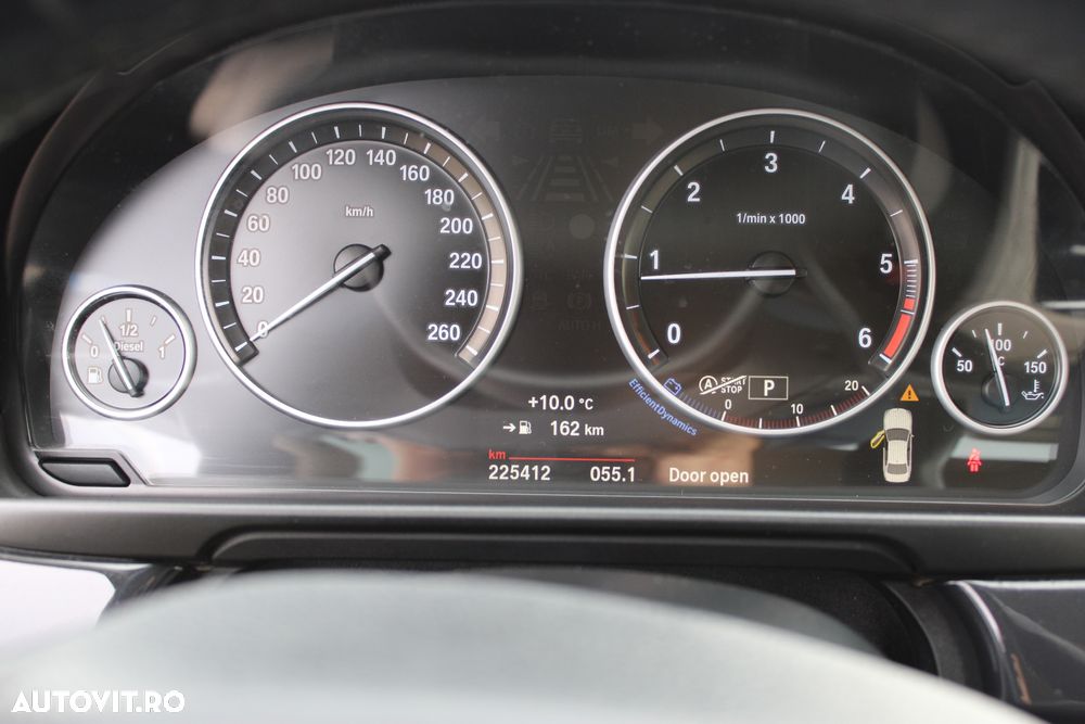 BMW Seria 5 520d Aut. - 7