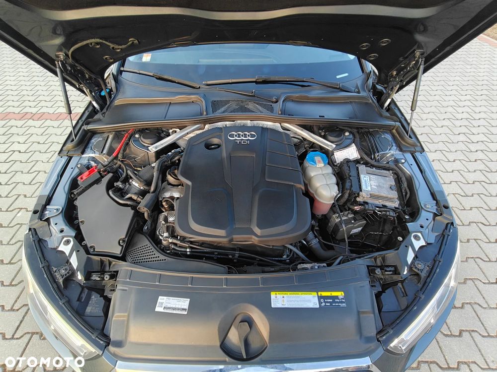 Audi A4 Avant 2.0 TDI S tronic - 2