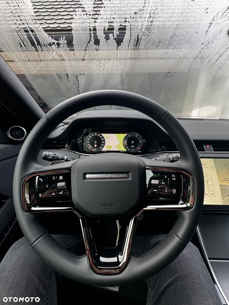 Land Rover Range Rover Evoque - 11