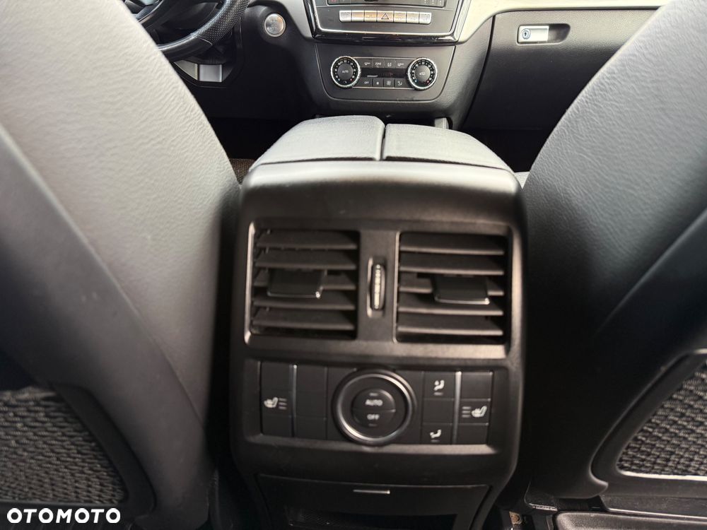 Mercedes-Benz GLE 350 d 4Matic 9G-TRONIC AMG Line - 20