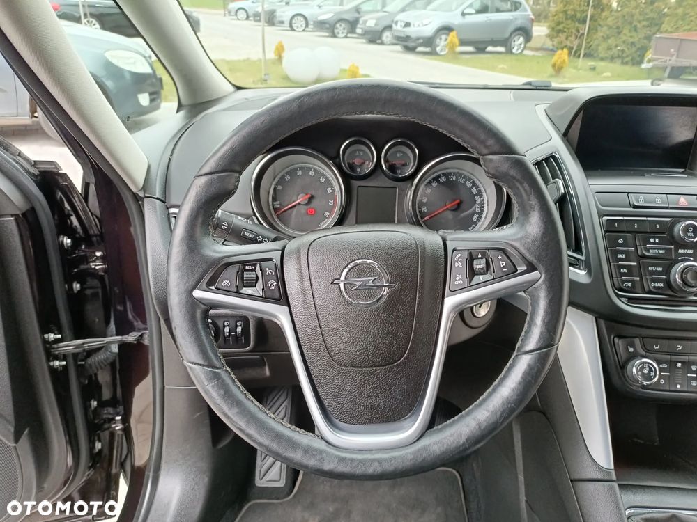 Opel Zafira - 22