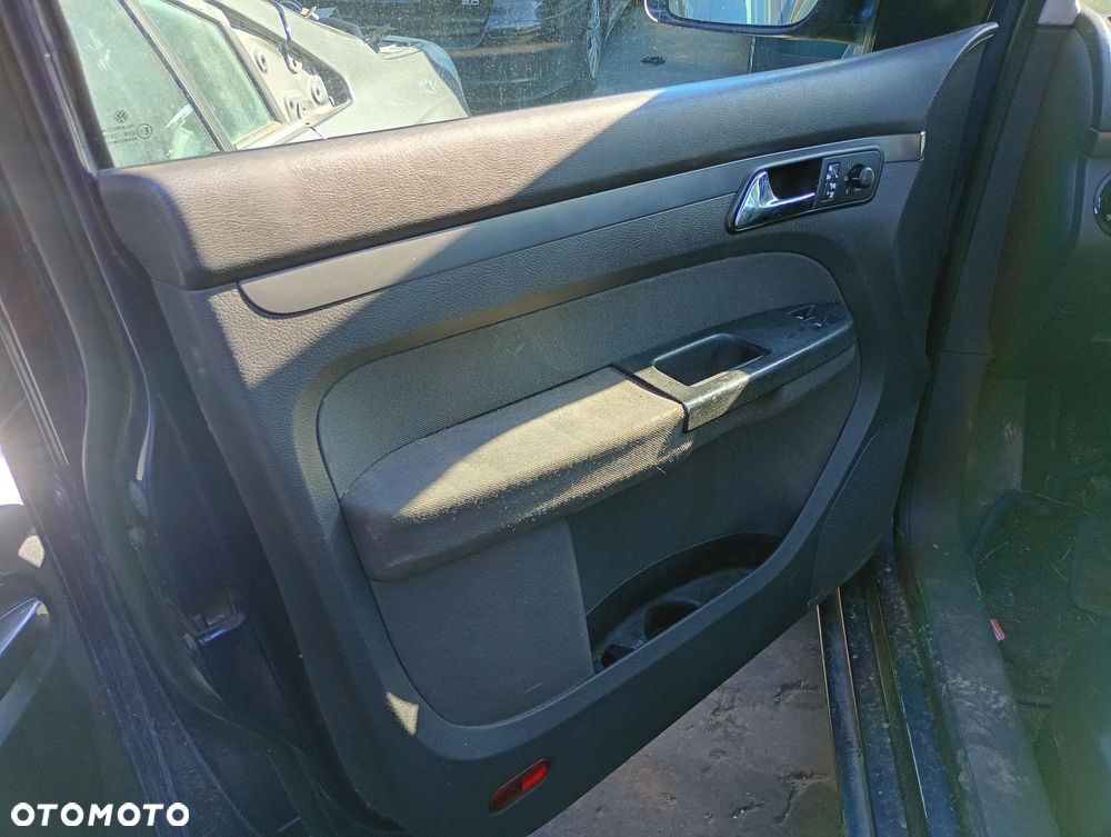 VW TOURAN 03-06 1.9 TDI RADIO ORYGINALNE - 2