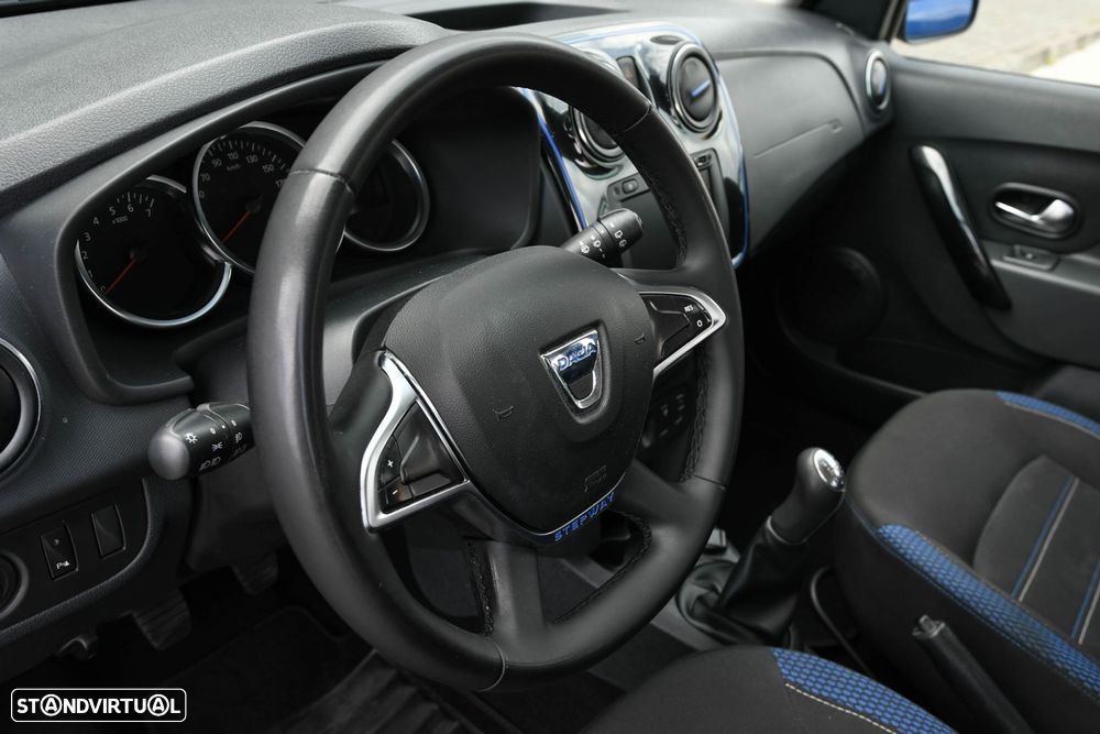 Dacia Sandero - 7