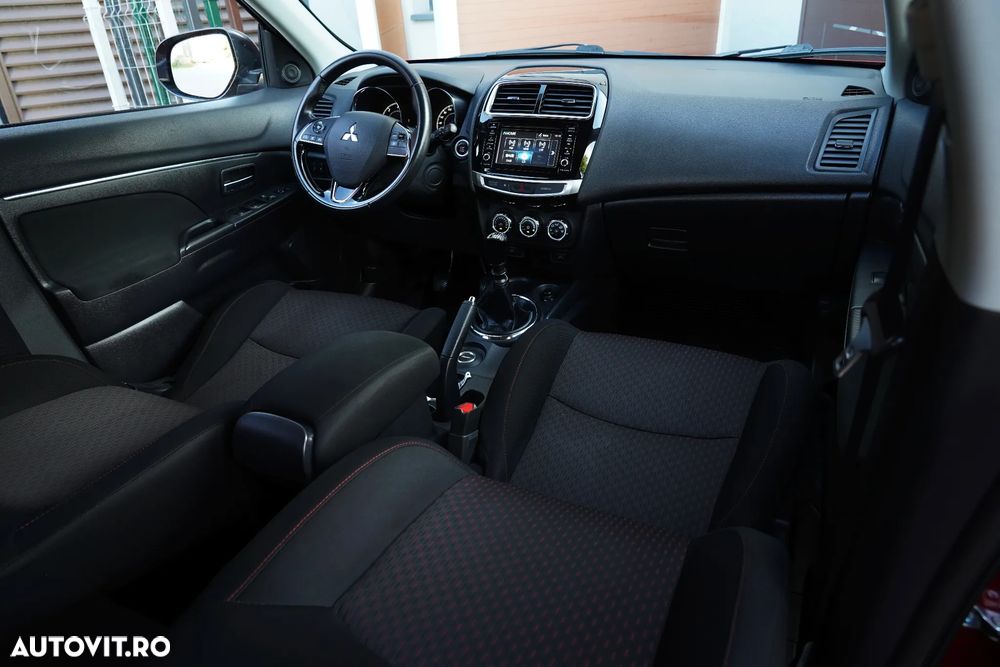 Mitsubishi ASX - 11