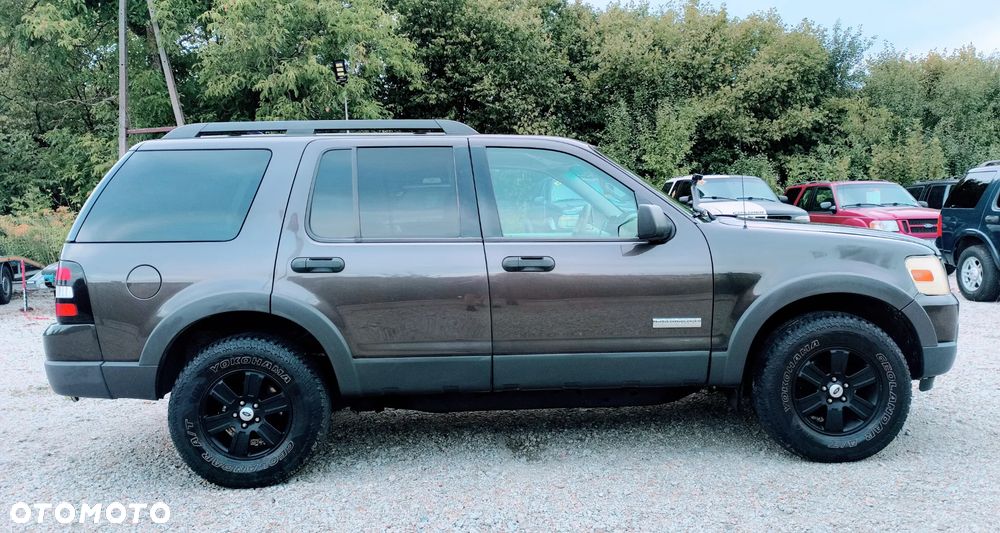 Ford Explorer 4.0 4WD - 4