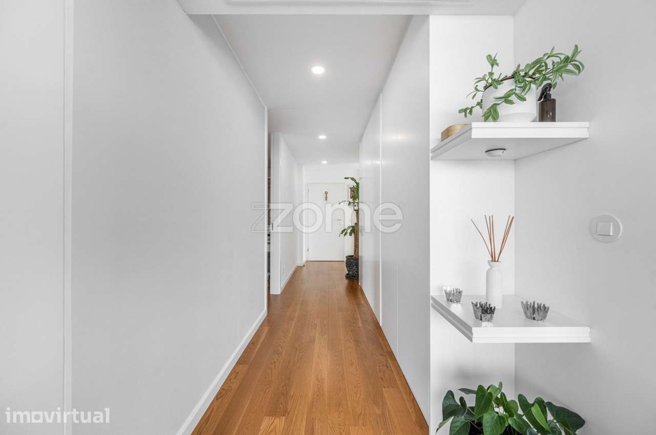Penthouse T3 Exclusiva com Terraço Panorâmico e Vista Mar. - Grande imagem: 4/40