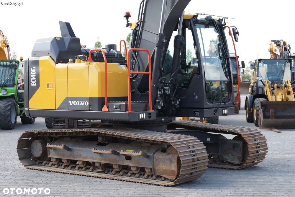 Volvo EC140EL - 12