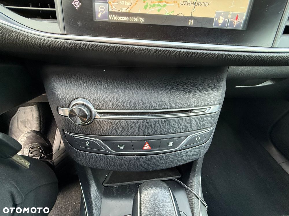 Peugeot 308 1.6 BlueHDi Allure S&S EAT6 - 22