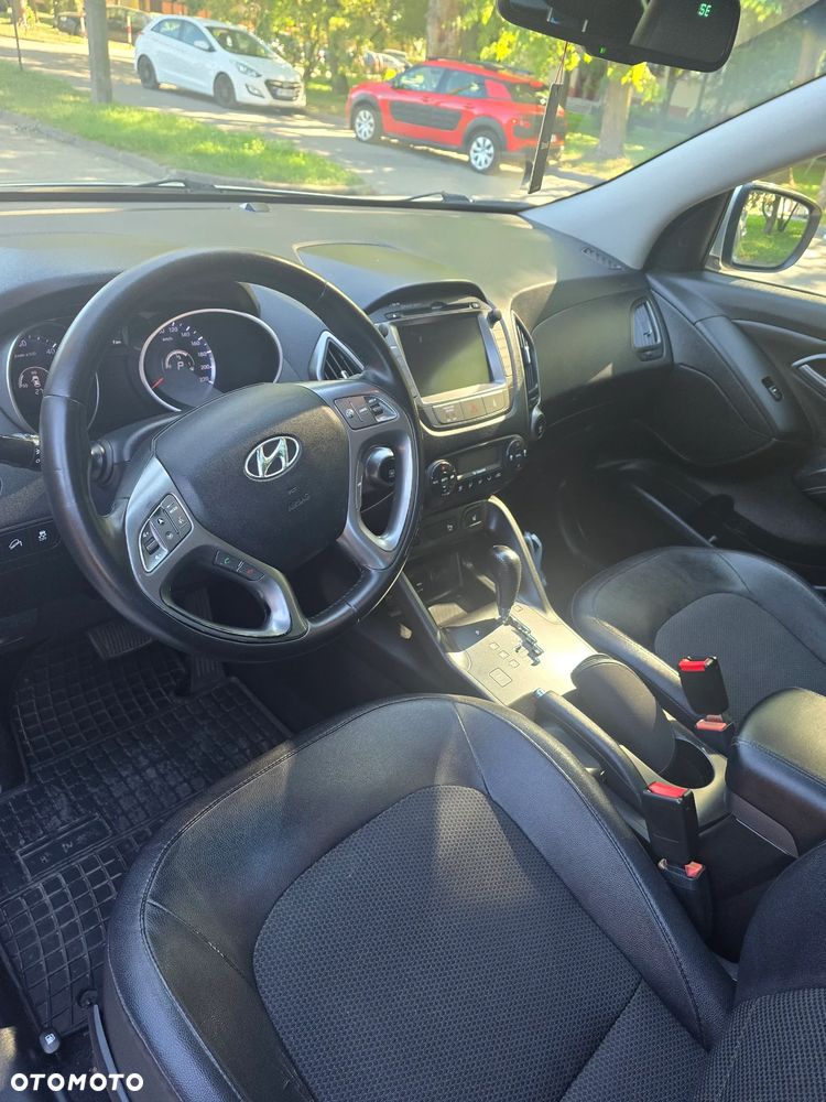 Hyundai ix35 2.0 CRDi Premium 4WD - 7