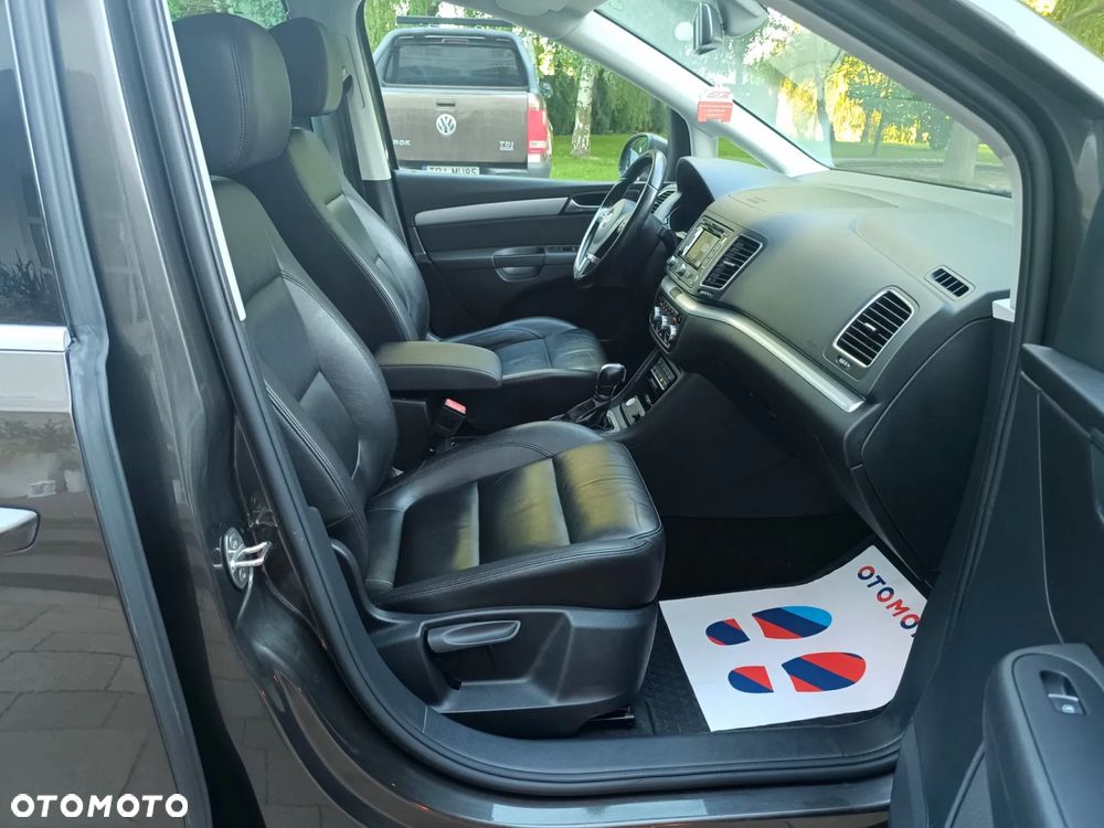 Volkswagen Sharan 2.0 TDI DSG BlueMotion Technology Highline - 29
