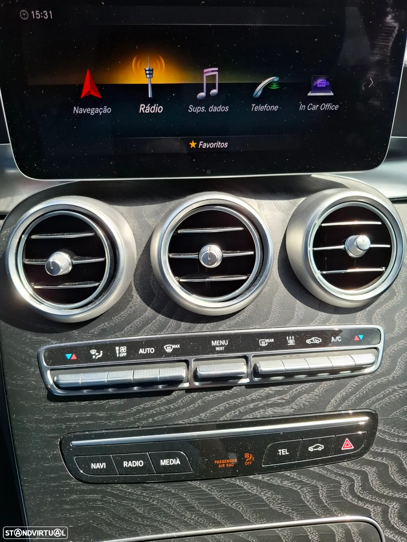 Mercedes-Benz C 300 de AMG Line - 26