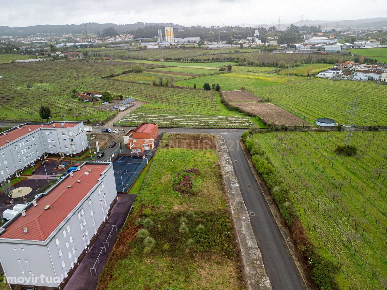 Terreno em Ermesinde: Localização Privilegiada - Grande imagem: 2/12