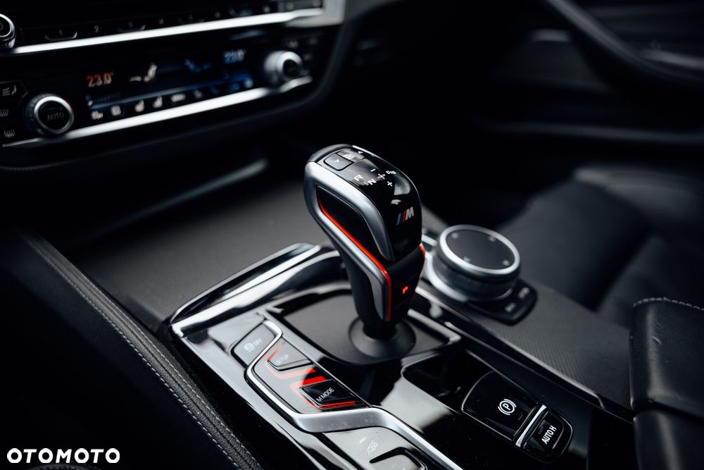 BMW M5 Competition - 14