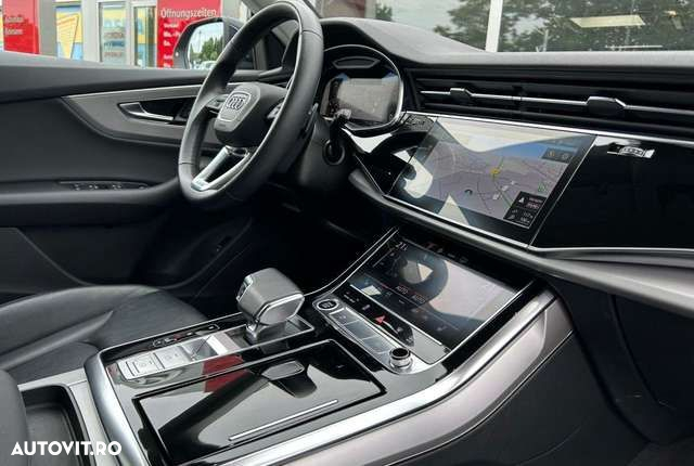 Audi Q8 - 12