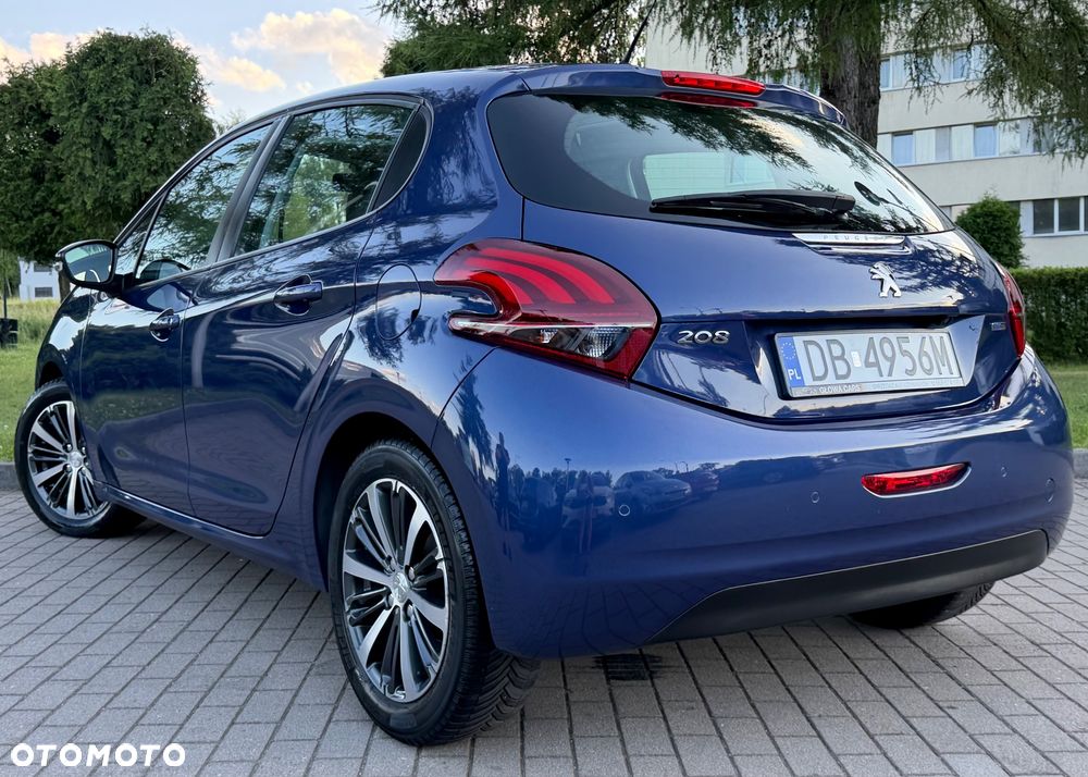 Peugeot 208 PureTech 82 Urban Move - 29