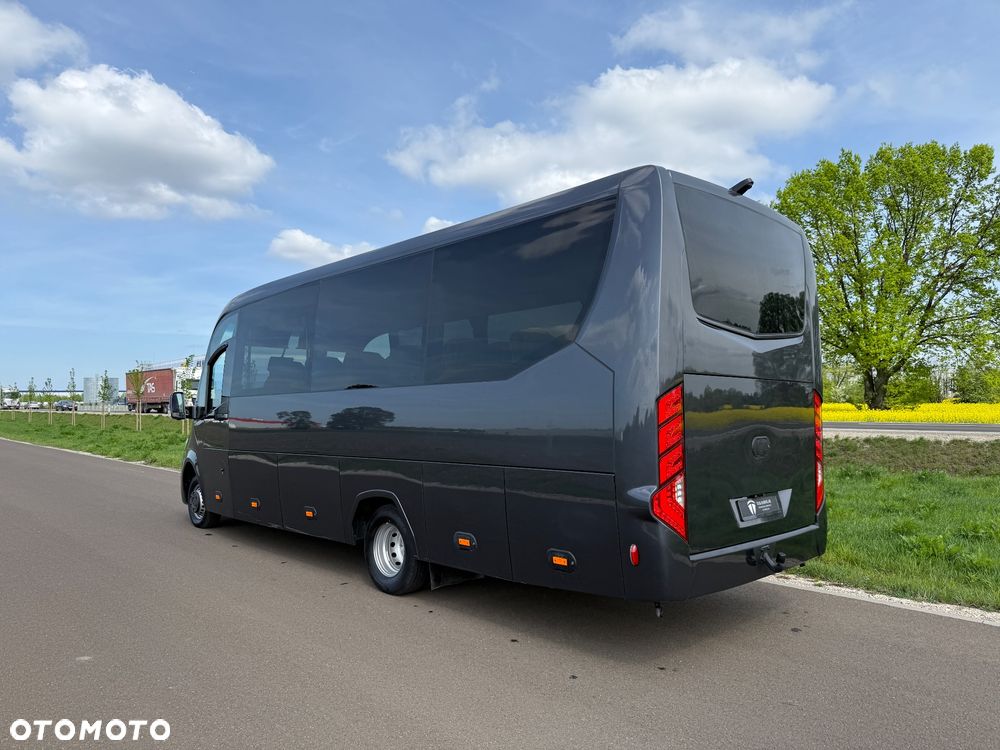 Mercedes-Benz Sprinter 519 - 3