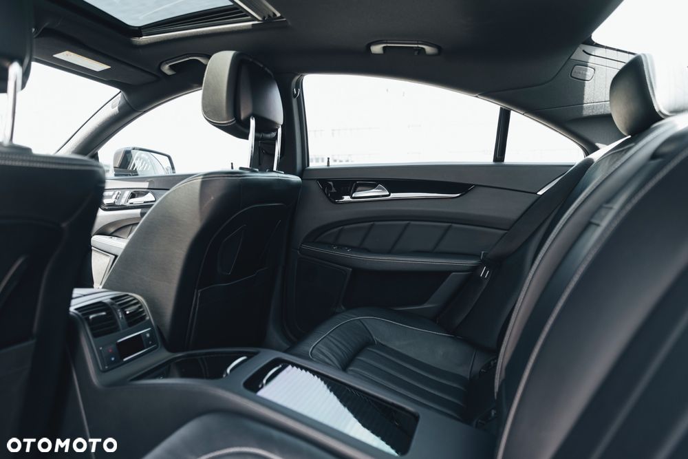 Mercedes-Benz CLS 500 4-Matic 7G-TRONIC - 16