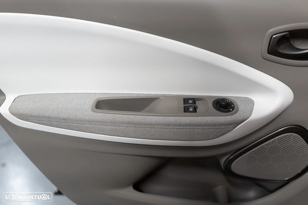 Renault Zoe (c/ Bateria) 41 kwh Intens - 14