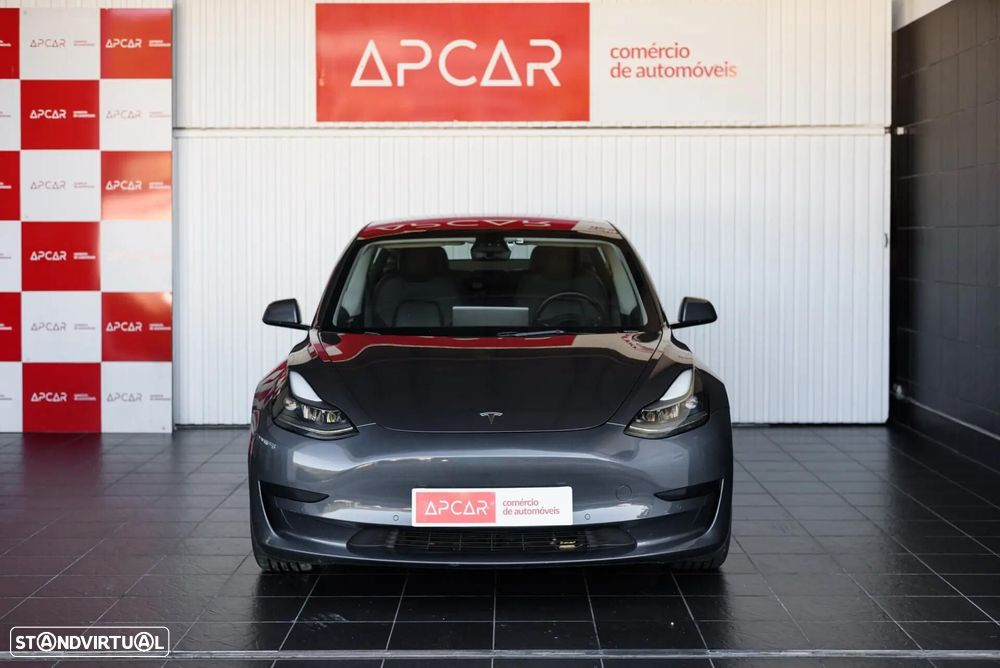 Tesla Model 3 2021 photo 2