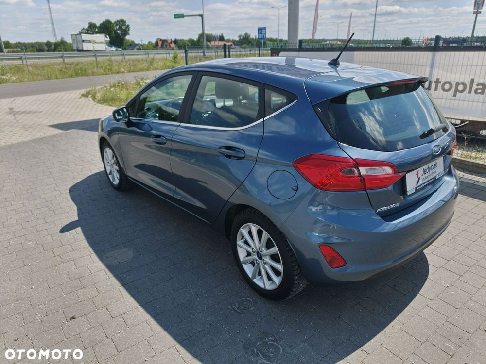 Ford Fiesta - 10