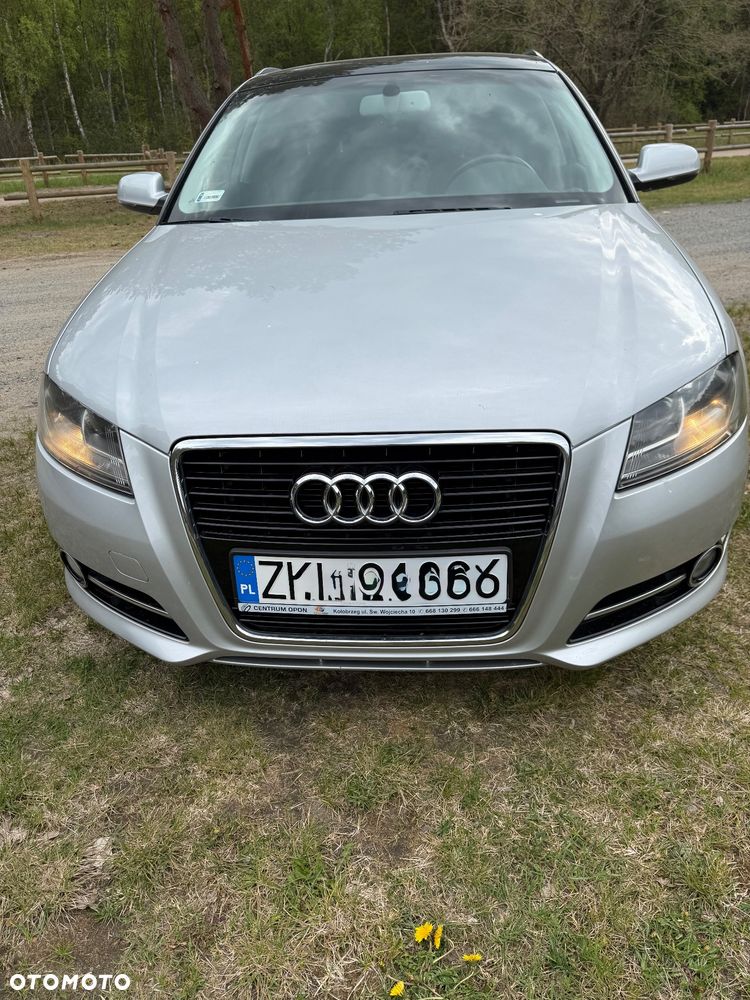 Audi A3 Sportback - 2
