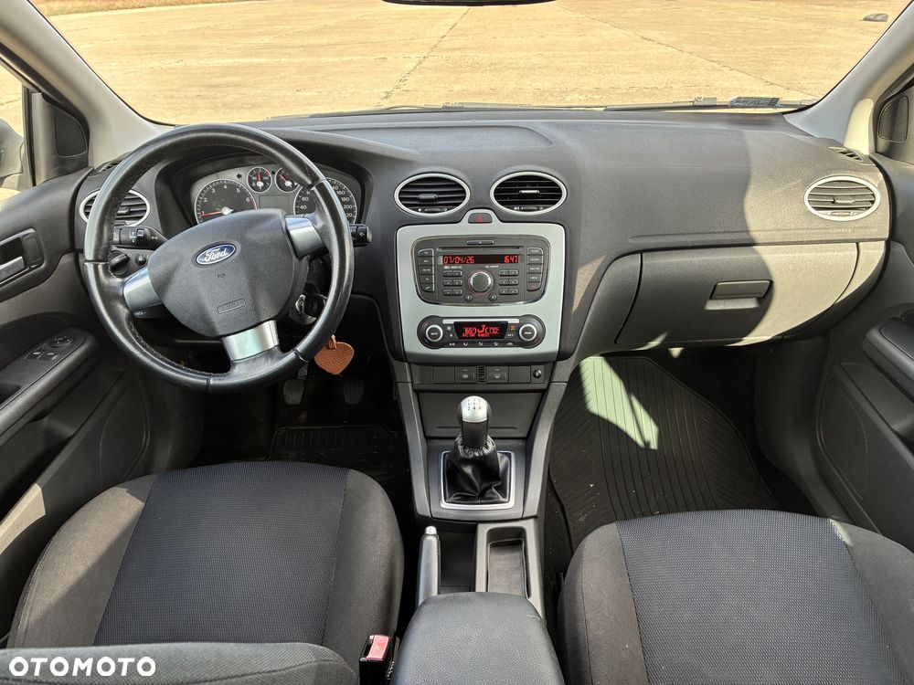 Ford Focus 1.6 Ti-VCT Platinium X - 11
