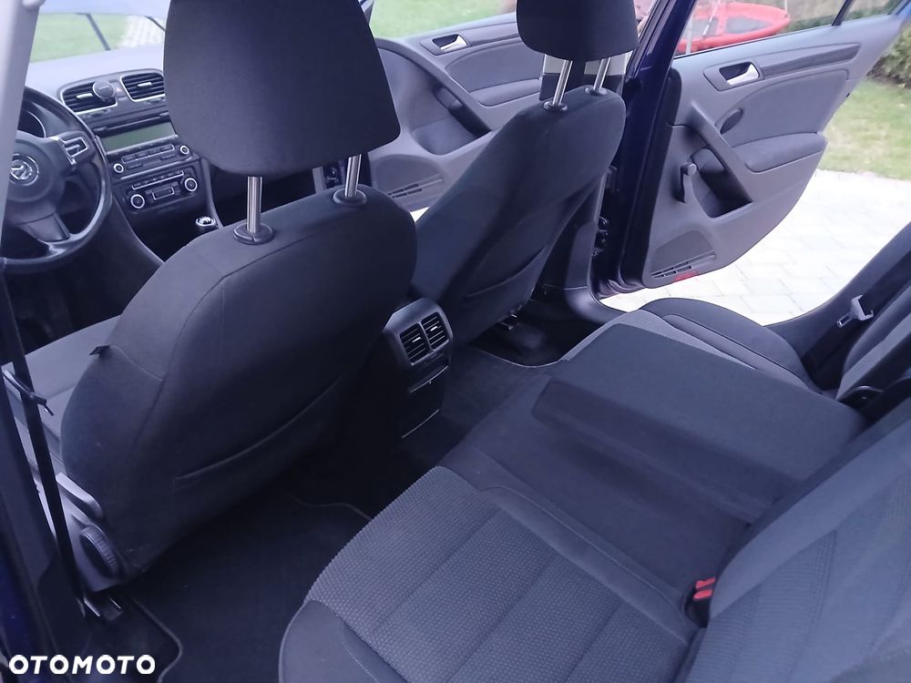 Volkswagen Golf - 17