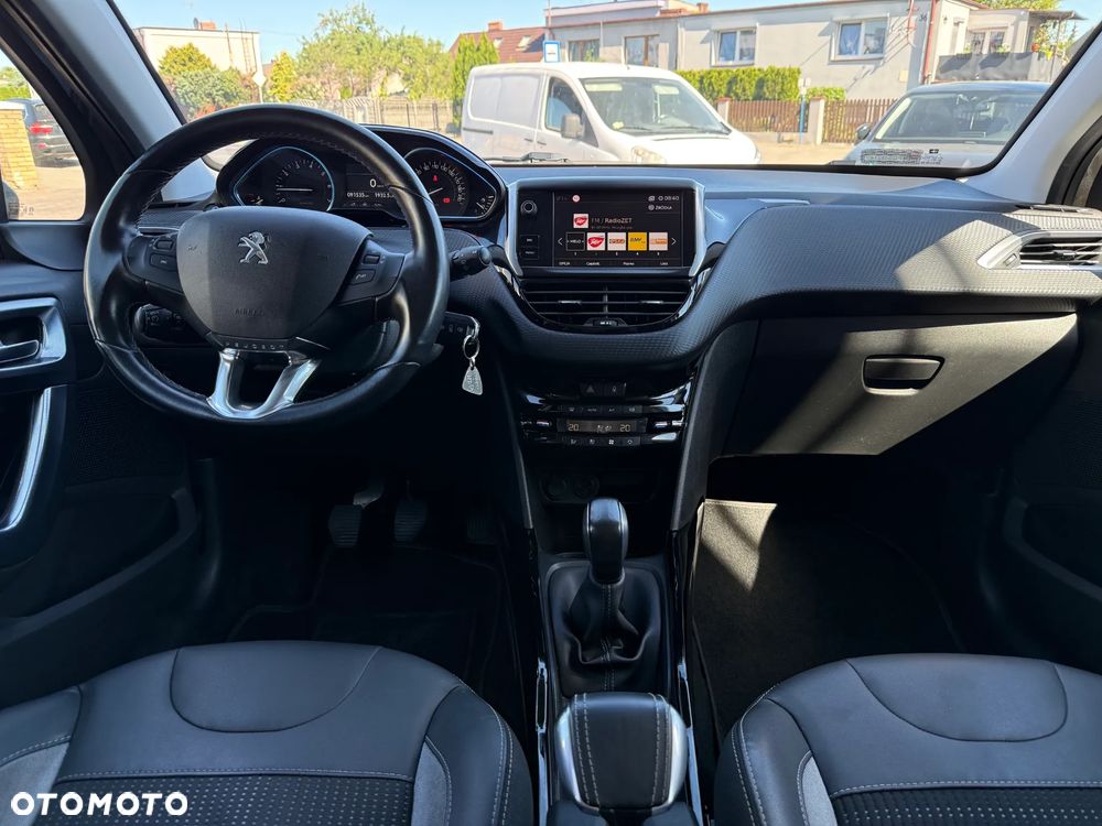 Peugeot 2008 PureTech 110 Stop&Start Allure - 29