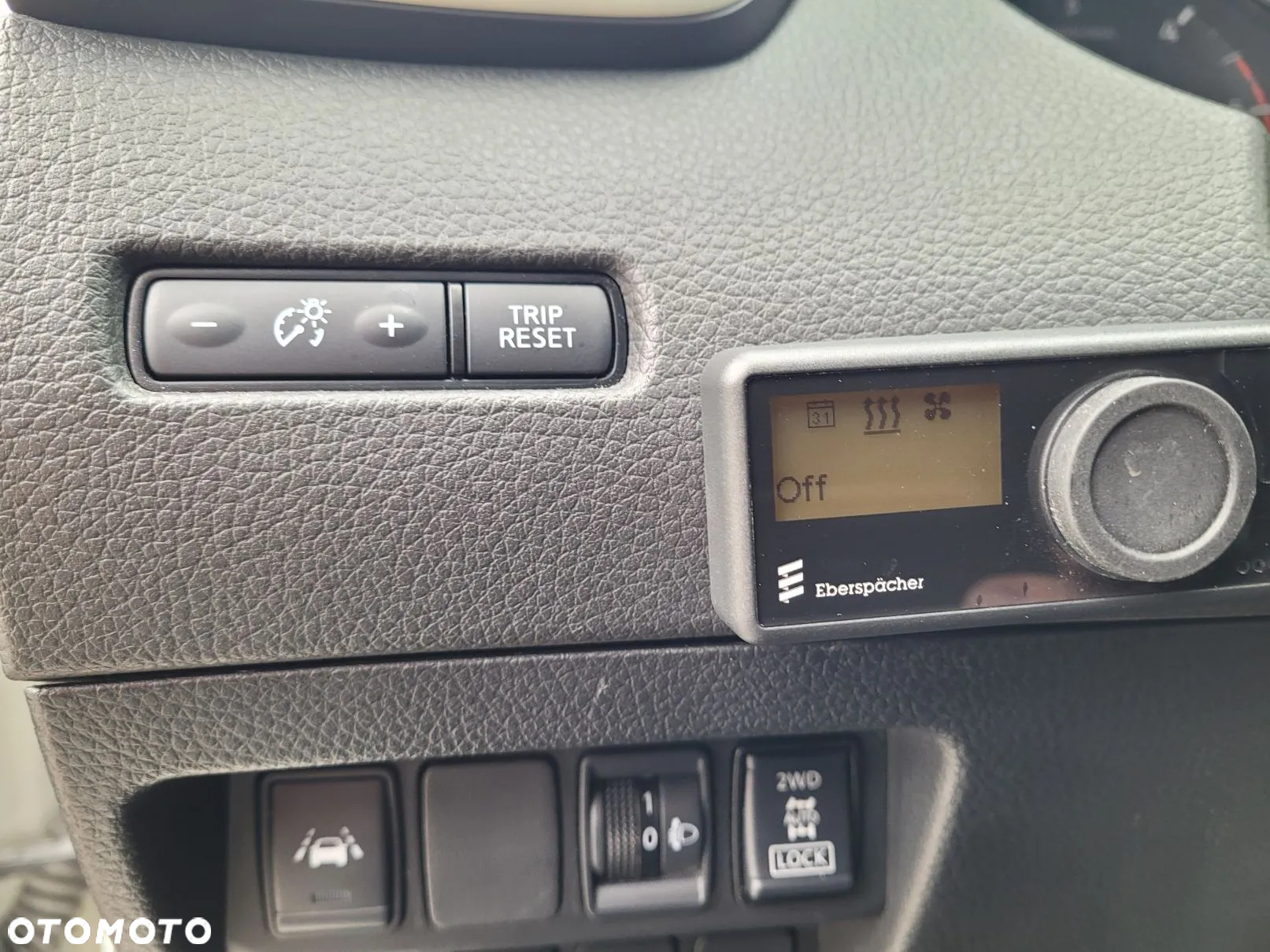 Nissan Qashqai 1.7 dCi 4x4 Tekna - 7