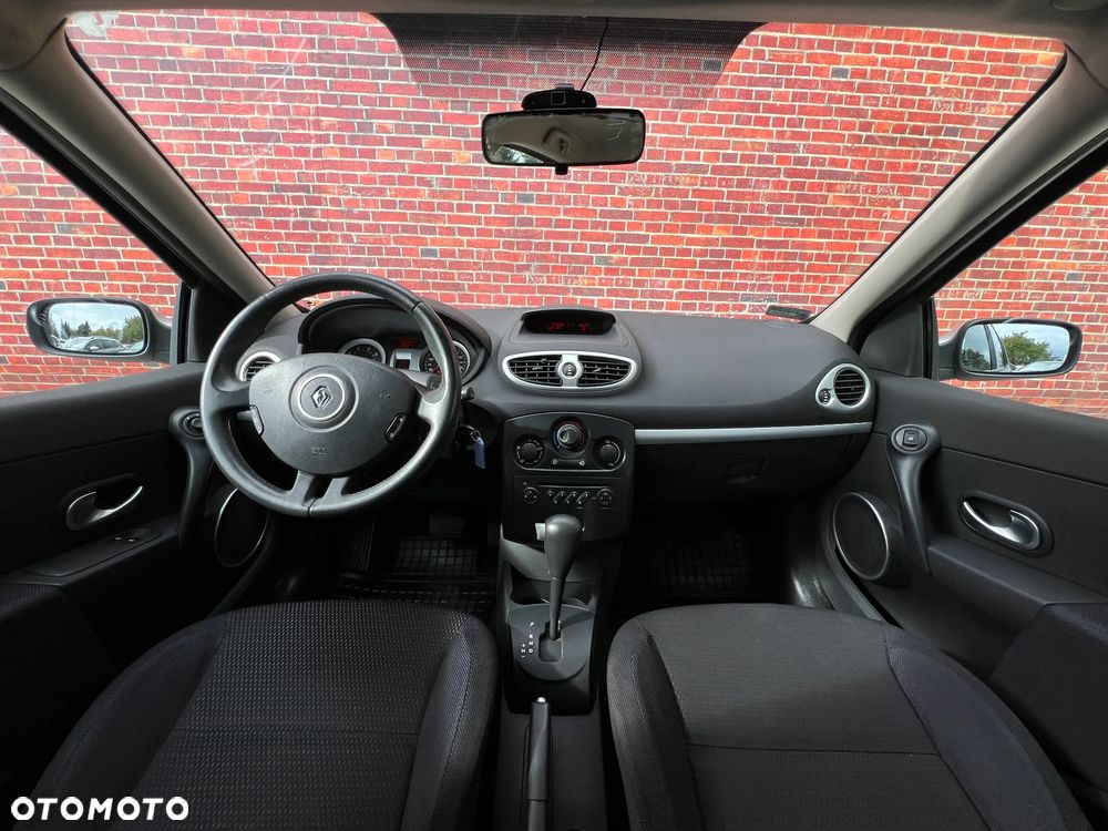 Renault Clio - 6